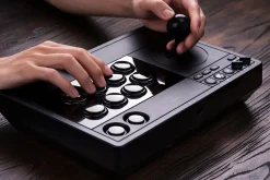 Arcade Stick 2.4G/USB pour Xbox Series X/S, Xbox One et Windows - Edition Noire / Black Edition^8Bitdo Sale