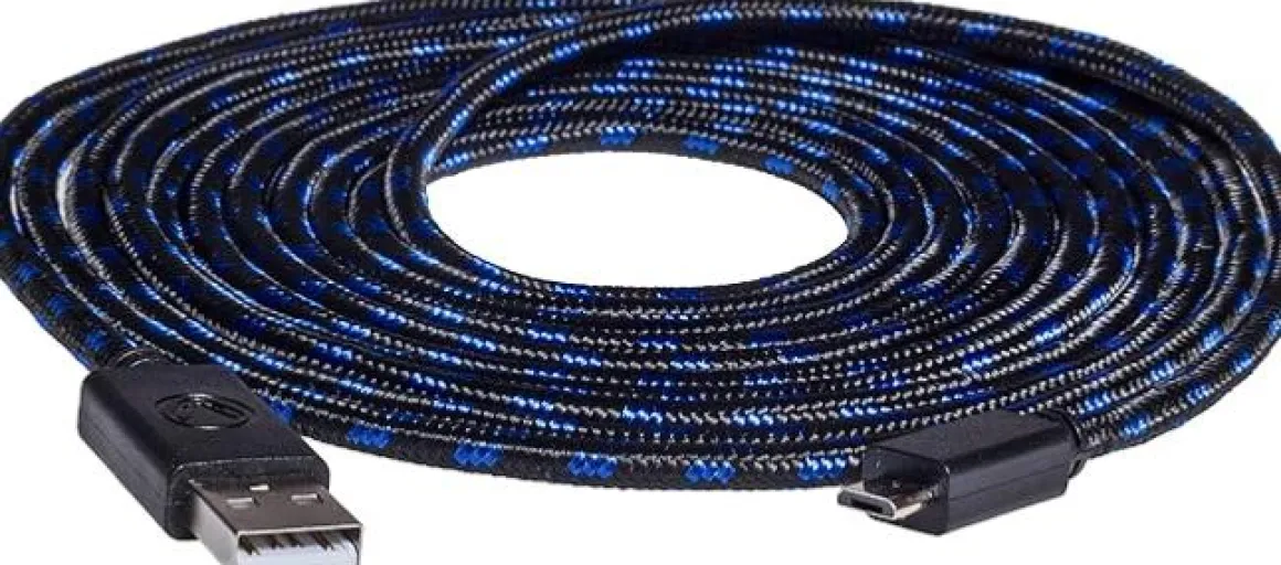 Câble de charge USB (4m) PS4 -^Snakebyte Cheap